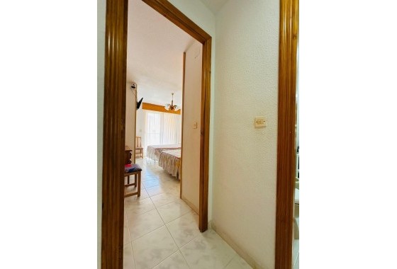 Revente - Appartement - Torrevieja - Paseo maritimo