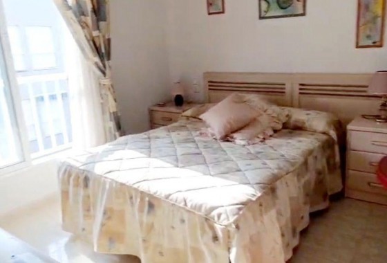 Segunda Mano - Apartamento - Torrevieja - Estacion de autobuses