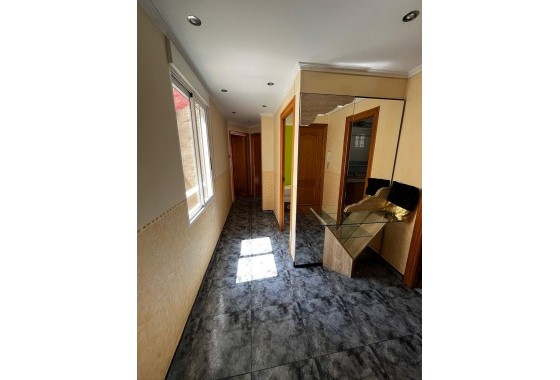 Revente - Appartement - Santa Pola - Eroski