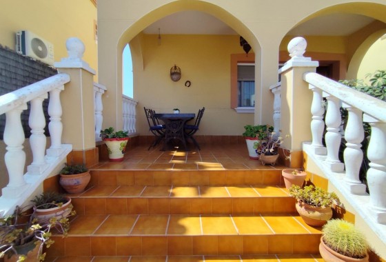 Revente - Villa - Torrevieja - Aguas nuevas 1