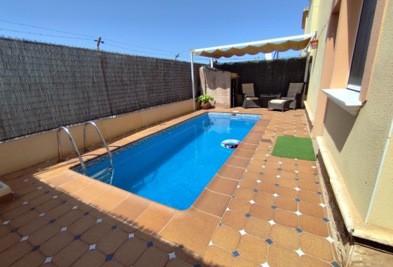 Revente - Villa - Torrevieja - Aguas nuevas 1