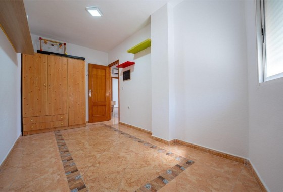 Segunda Mano - Apartamento - Torrevieja - Aguas nuevas 1