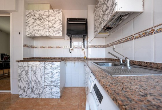 Segunda Mano - Apartamento - Torrevieja - Aguas nuevas 1