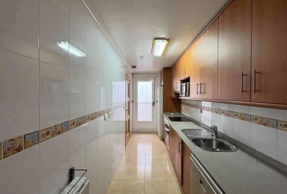 Resale - Apartment - Torrevieja - torrevieja