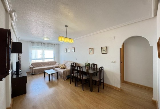 Resale - Apartment - Torrevieja - torrevieja