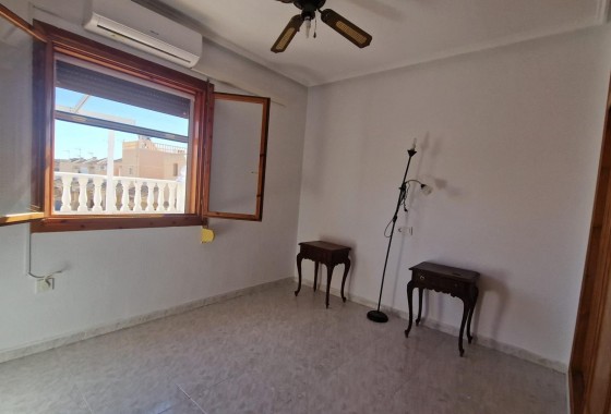 Segunda Mano - Adosado - Torrevieja - La siesta