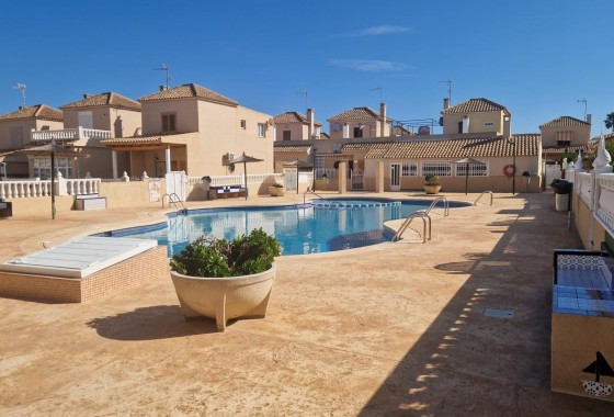 Segunda Mano - Adosado - Torrevieja - La siesta