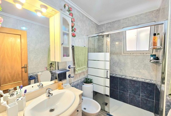 Segunda Mano - Apartamento - Torrevieja - torrevieja