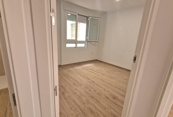 Revente - Appartement - Torrevieja - La Mata