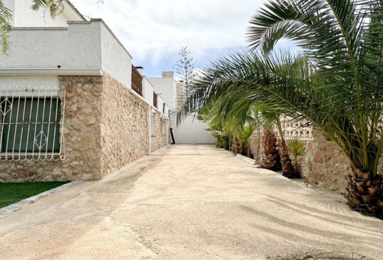 Segunda Mano - Chalet - Orihuela Costa - La Zenia