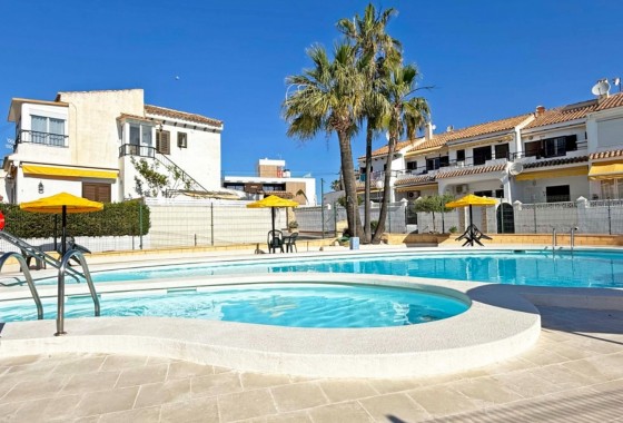 Segunda Mano - Bungalow - Torrevieja - Torrelamata - La Mata
