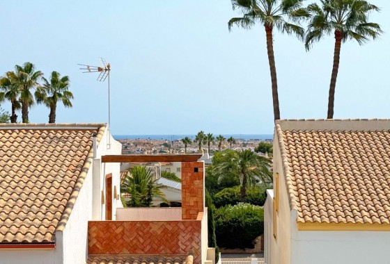 Revente - Villa - Orihuela Costa - Villamartín