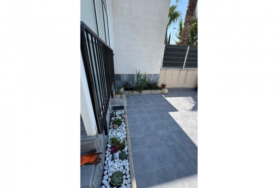 Revente - Villa - Torrevieja - Aguas nuevas 1