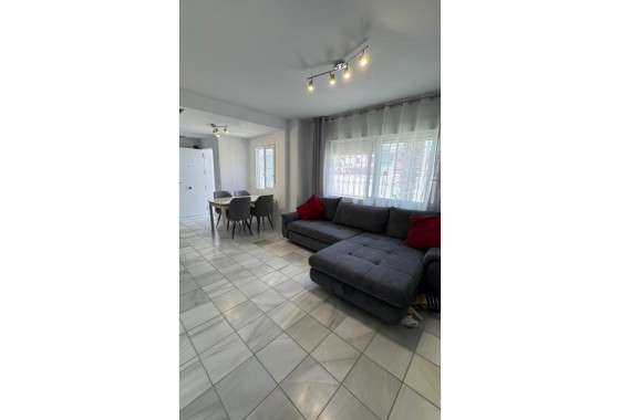 Revente - Villa - Torrevieja - Aguas nuevas 1