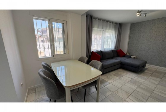 Revente - Villa - Torrevieja - Aguas nuevas 1