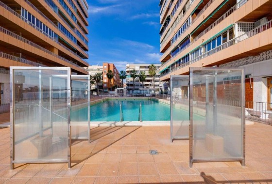Revente - Appartement - Torrevieja - Acequion
