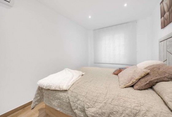 Revente - Appartement - Torrevieja - Acequion