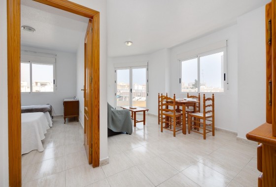 Segunda Mano - Apartamento - Torrevieja - Estacion de autobuses