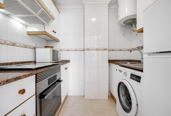 Segunda Mano - Apartamento - Torrevieja - Estacion de autobuses