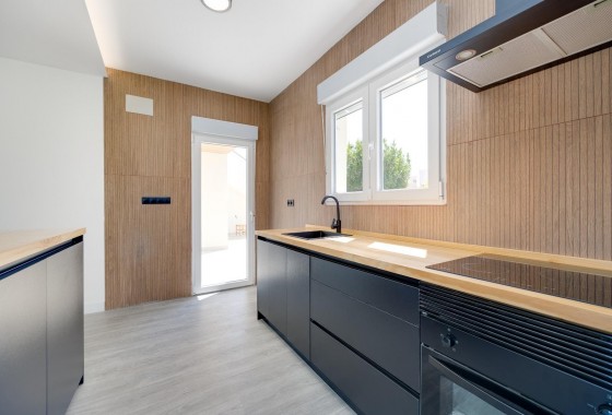 Segunda Mano - Chalet - Torrevieja - El limonar