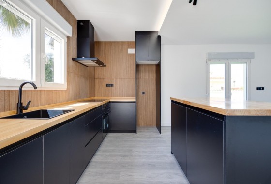 Segunda Mano - Chalet - Torrevieja - El limonar