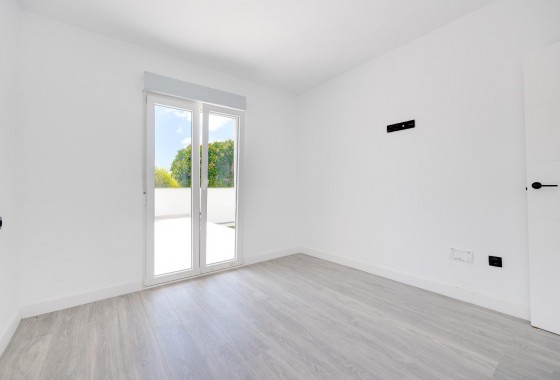 Segunda Mano - Chalet - Torrevieja - El limonar