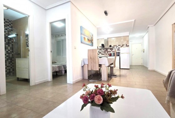 Segunda Mano - Apartamento - Torrevieja - Estacion de autobuses