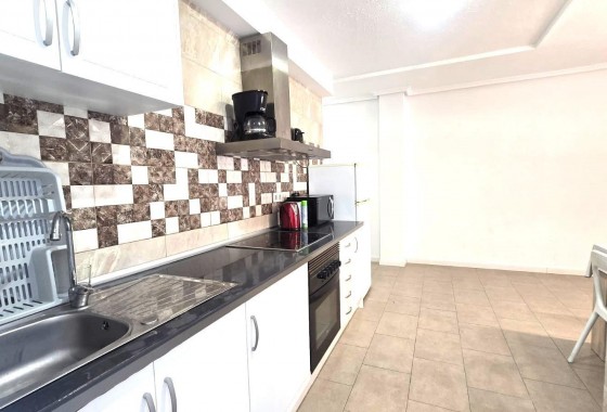 Segunda Mano - Apartamento - Torrevieja - Estacion de autobuses