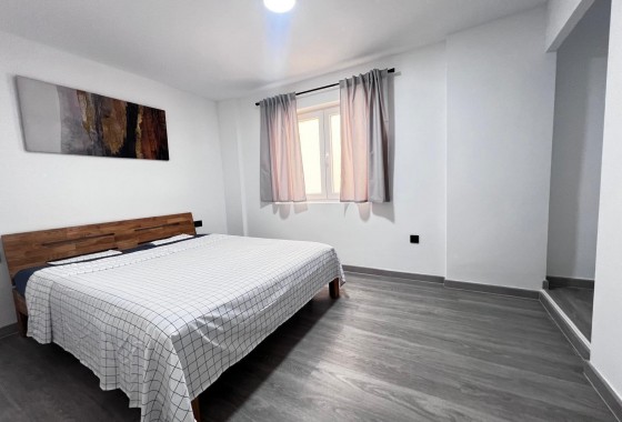 Resale - Apartment - Torrevieja - torrevieja