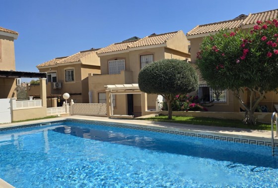 Revente - Villa - Orihuela Costa - Villamartín-Las Filipinas