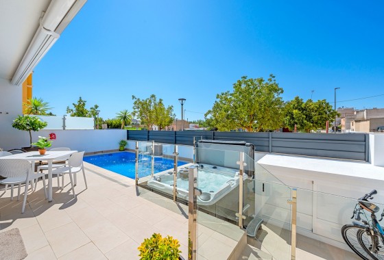 Resale - Townhouse - Formentera del Segura