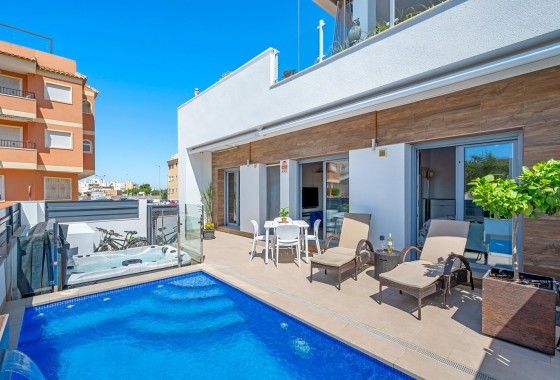 Resale - Townhouse - Formentera del Segura