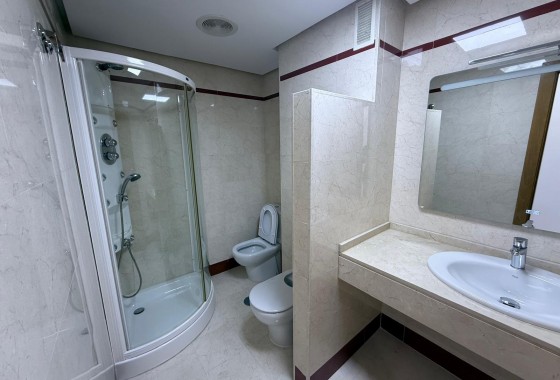 Revente - Appartement - Torrevieja - Puerto Deportivo