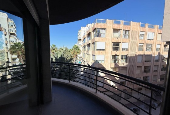 Revente - Appartement - Torrevieja - Puerto Deportivo