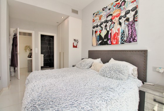 Resale - Detached Villa - Villamartin