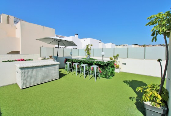 Resale - Detached Villa - Villamartin