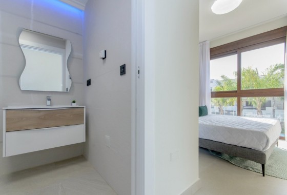 Obra nueva - Bungalow - Torrevieja - Los balcones