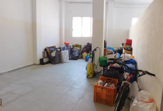 Segunda Mano - Local - San Miguel de Salinas