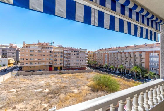 Revente - Appartement - Torrevieja - Centro