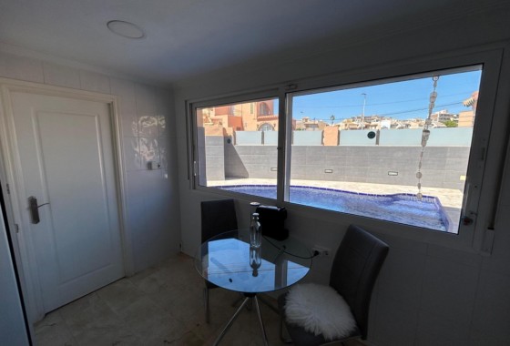 Revente - Villa - Torrevieja - Playa del cura