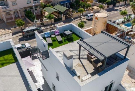 Segunda Mano - Chalet - Torrevieja - El limonar