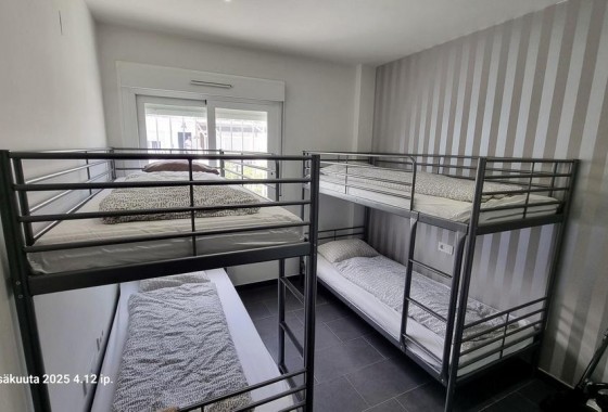 Segunda Mano - Chalet - Torrevieja - Aguas nuevas 1