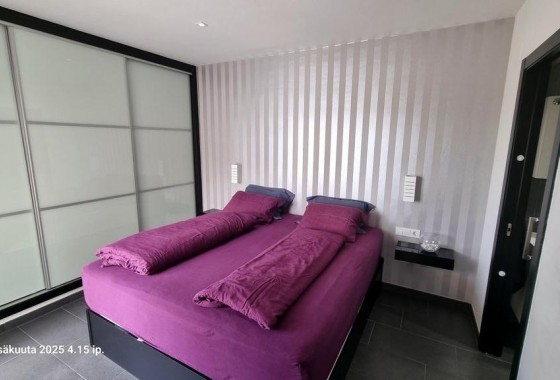 Segunda Mano - Chalet - Torrevieja - Aguas nuevas 1