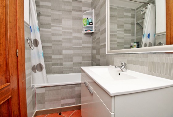 Revente - Appartement - Punta Prima