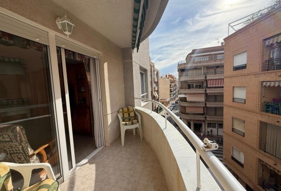 Resale - Apartment - Torrevieja