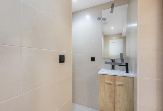 Resale - Apartment - Torrevieja - La Mata pueblo