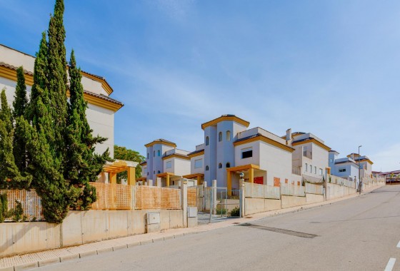 Obra nueva - Chalet - San Fulgencio - El Oasis