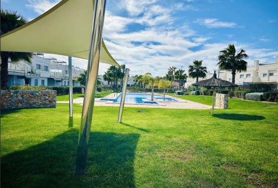 Resale - Apartment - Vistabella Golf