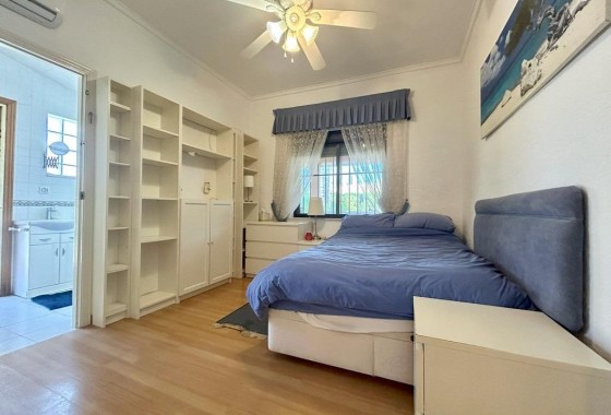 Revente - Villa - Orihuela Costa - Cabo Roig