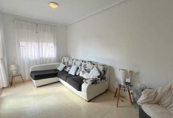 Resale - Apartment - Algorfa